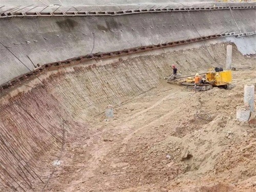 建平基坑边坡加固